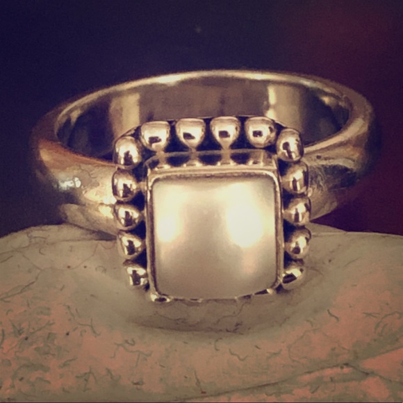Silpada Sterling Silver Ring - Picture 2 of 6